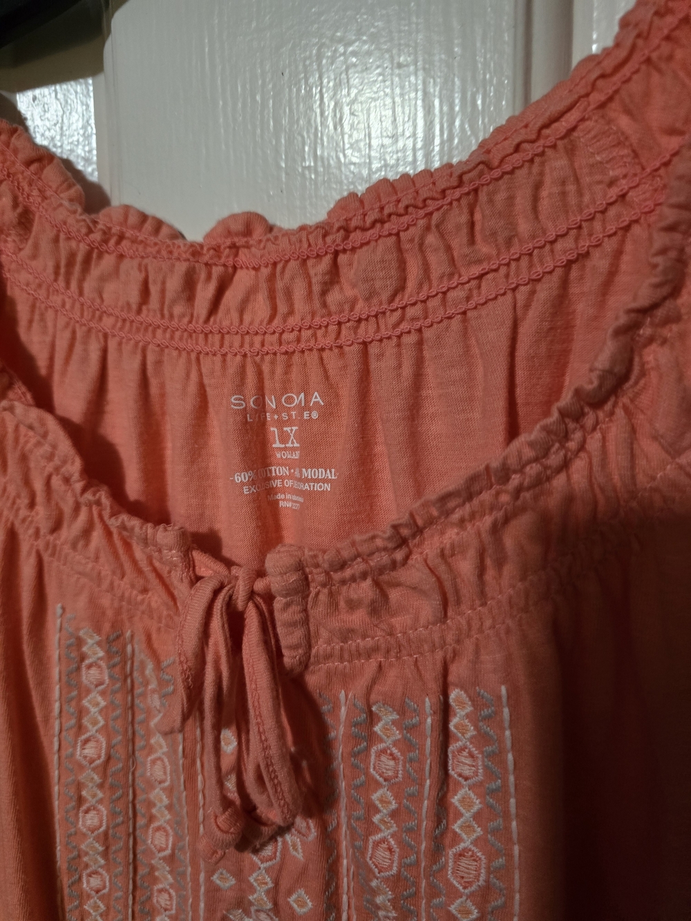 Sonoma Coral Embroidered Peasant Blouse Size 1x - Picture 2 of 2